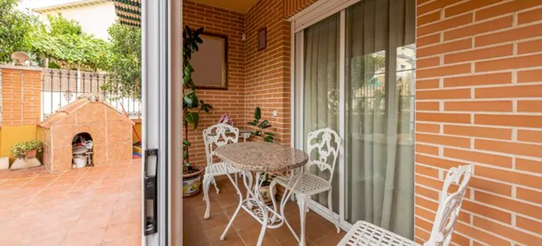 Adding Porch Enclosures To Your Home in Hialeah Gardens, FL