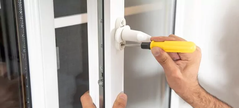 Casement Window Handle Replacement in Hialeah Gardens, FL