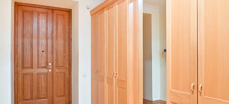 Glass Closet Door Repair in Hialeah Gardens, FL